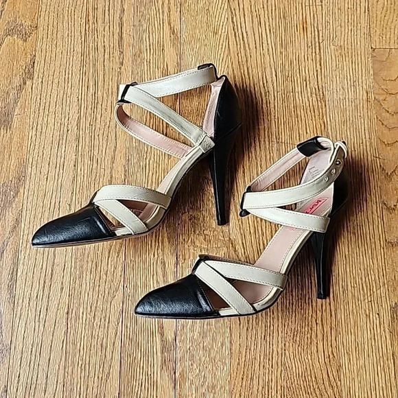 Betsey Johnson Shoes - Betsey Johnson black and white heels size